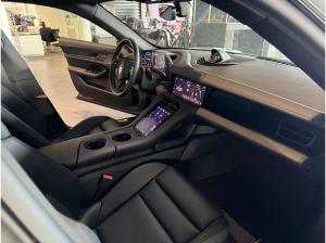 Porsche Taycan Black Edition