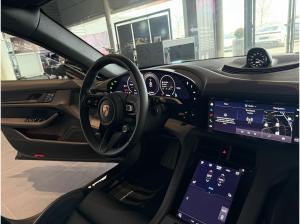 Porsche Taycan Black Edition