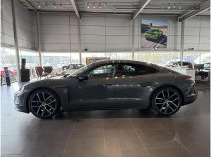 Porsche Taycan Black Edition