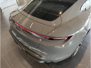 Porsche Taycan Black Edition