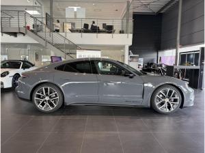 Porsche Taycan Black Edition