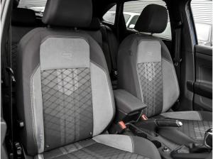 Volkswagen Taigo 1.0 TSI R-Line Pano Kamera Matrix ACC