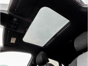 Volkswagen Taigo 1.0 TSI R-Line Pano Kamera Matrix ACC