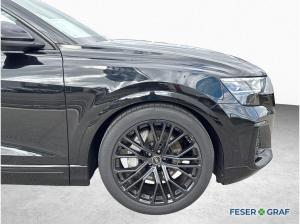 Audi Q8 50 TDI qu. tiptr. - PANO - AHK - 2 x S LINE