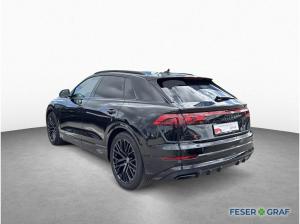 Audi Q8 50 TDI qu. tiptr. - PANO - AHK - 2 x S LINE