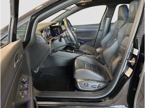 Volkswagen Golf R 2.0 TSI DSG 4Mo. PANO KAMERA IQ.LIGHT AKRAPOVIC H&K
