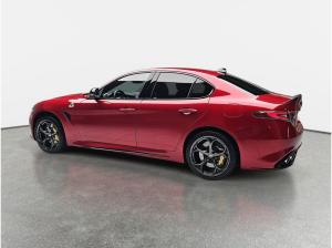 Alfa Romeo Giulia 2,9 V6 BI-TURBO QUADRIFOGLIO ORO