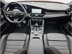 Alfa Romeo Giulia 2,9 V6 BI-TURBO QUADRIFOGLIO ORO