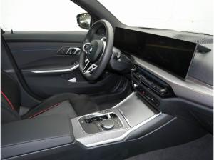 BMW 330 i Tour. "M Sport"  LC Prof., HuD,  Parkass. +, Keyless, Memory, uvm.