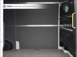 Volkswagen Crafter Kasten MR Vorb. AHK Trennwand Navi Park ZV