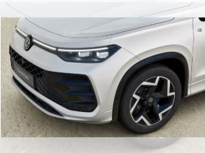 Volkswagen Tayron R-Line 1.5 eTSI 150 PS DSG *AHK*7-SITZE*NAV*HD-MATRIX*LEDER*WKR*66.445€