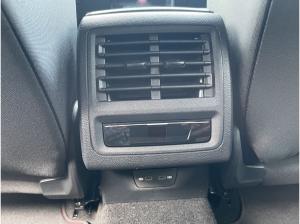 Volkswagen Golf 2.0 TSI DSG GTI Black Style Navi