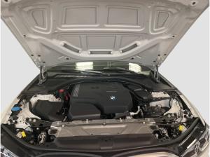 BMW 320 i xDrive Limousine M Sport // Lenkradheizung // Sitzverstellung elektrisch //  Parking Assistant Plu