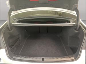 BMW 320 i xDrive Limousine M Sport // Lenkradheizung // Sitzverstellung elektrisch //  Parking Assistant Plu