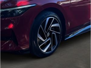 Volkswagen ID.7 Tourer 210 kW Pro S - + AHK + HUD + Navi + IQ.Drive + IQ.Light
