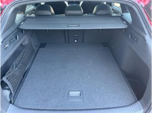 Volkswagen ID.7 Tourer 210 kW Pro S - + AHK + Pano + Navi + HUD + Keyless + DCC