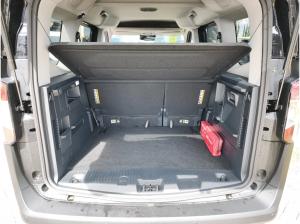 Ford Tourneo Courier Titanium *AHK* SHZ*RFK*PDC*LHZ