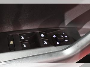 Volkswagen Taigo Life 1.0 DSG Ganzjahresreifen DigitalCockpit