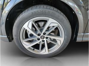 Audi Q3 SUV 40 TFSI quattro S tronic advanced, LED, AHK