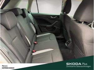 Skoda Kamiq SELECTION TSI DSG SMART-LINK EINPARKHILFE SITZHEIZUNG LED