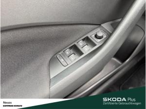 Skoda Kamiq SELECTION TSI DSG SMART-LINK EINPARKHILFE SITZHEIZUNG LED