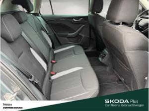 Skoda Kamiq SELECTION TSI SMART-LINK EINPARKHILFE SITZHEIZUNG LED