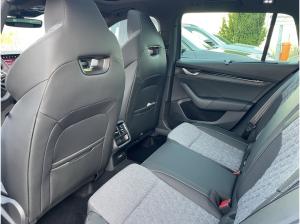 Skoda Octavia Combi 1.5 TSI mHEV DSG Sportline  *GEWERBE*SOFORT* l MATRIX l AHK l STHZ l PANO l CANTON l HUD l