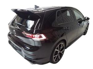 Volkswagen Golf 8 Facelift - Clubsport - Black Style - DCC Pano Head-Up Kamera / 8-fach / Herstellergarantie