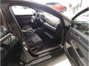 Volkswagen Golf 8 Facelift - Clubsport - Black Style - DCC Pano Head-Up Kamera / 8-fach / Herstellergarantie