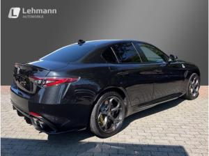 Alfa Romeo Giulia Quadrifoglio Oro -Akrapovic-Carbon Dach-