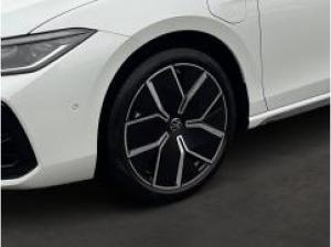 Volkswagen Passat R-Line 1.5 eHybrid DSG HEAD-UP 360°-KAMERA