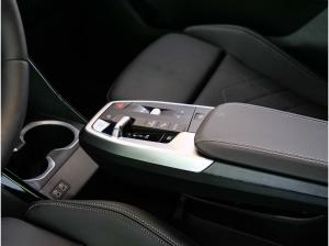 BMW iX2 xDrive30 M Sport RFK NAVI Standh. LED DAB