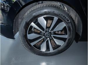 Volkswagen Golf VIII 1.5 TSI Move Navi LED Keyless Sitzhzg.
