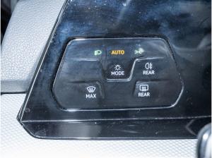 Volkswagen Golf VIII 1.5 TSI Move Navi LED Keyless Sitzhzg.