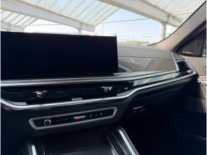BMW X6 M Competition AHK/M-Drivers-Pack/Panorama/ACC