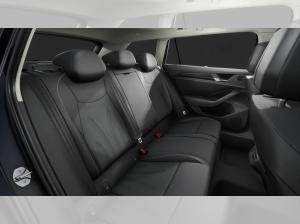 Volkswagen Passat Variant Elegance 1.5 eHybrid HUD PANO AHK