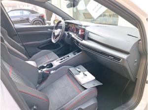 Volkswagen Golf VIII Lim. GTI Clubsport 2.0 TSI DSG - HUD LED Pano Kamera Navi SHZ LM PDC ACC