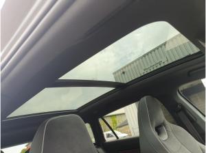 Skoda Superb COMBI 2,0 TSI 4x4 DSG - Sportline