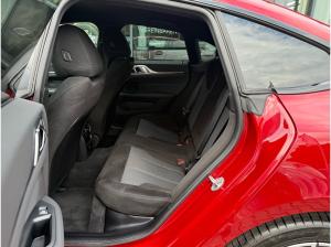 BMW i4 eDrive40 M Sport //HiFi HeadUp 19 LM