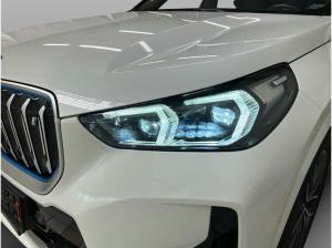 BMW iX1 xDrive M Sport 64kWh inkl. Haustürlieferung