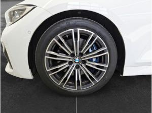 BMW 330 Touring 330 i M Sport 2.0 190KW AHK inkl. Haustürlieferung