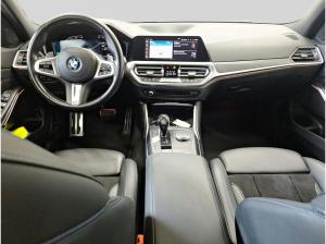 BMW 330 Touring 330 i M Sport 2.0 190KW AHK inkl. Haustürlieferung