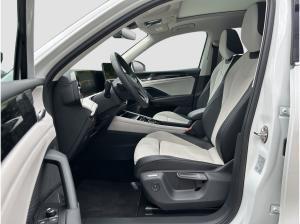 Volkswagen Tiguan 2.0 TDI DSG Elegance 5.-J.-GAR AHK PANO HUD KAM ACC MATRIX IQ IDA