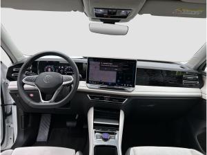 Volkswagen Tiguan 2.0 TDI DSG Elegance 5.-J.-GAR AHK PANO HUD KAM ACC MATRIX IQ IDA
