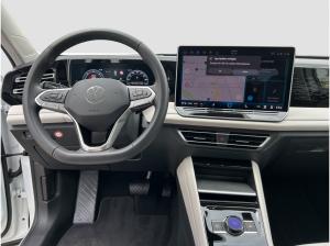 Volkswagen Tiguan 2.0 TDI DSG Elegance 5.-J.-GAR AHK PANO HUD KAM ACC MATRIX IQ IDA
