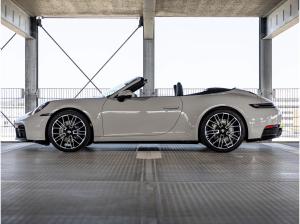Porsche 911 Carrera Cabriolet (Typ 992.2) -BITTE NUR BEI 100% BESTELLABSICHT ANFRAGEN - 360 Kam, Lift, Chrono, B