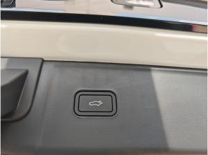 LYNK & Co 08 Core PHEV ALLE FARBEN P