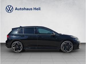 Volkswagen Golf VIII R-Line 1.5 eTSI DSG *BlackStyle*AHK*