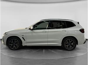 BMW X3 Plug-In-Hybrid 30e. 135 kW inkl. Haustürlieferung