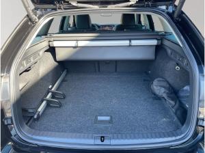 Skoda Octavia Combi 2.0 TDI Matrix 360° Kamera Head Up